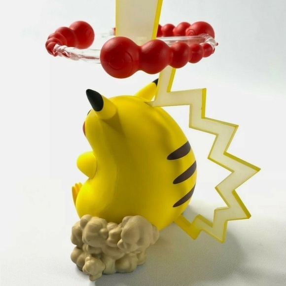 Pokémon Pikachu Celebrations 25th Anniversary VMAX Figure Collectibles - Picture 2 of 4